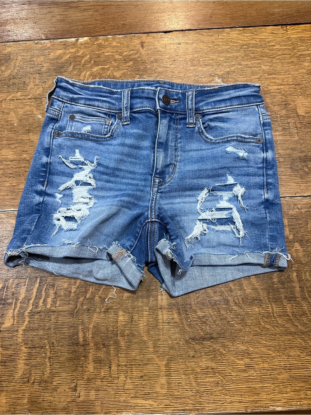American Eagle Outfitters‎ high rise shortie sz 2 Distressed Blue Denim Shorts